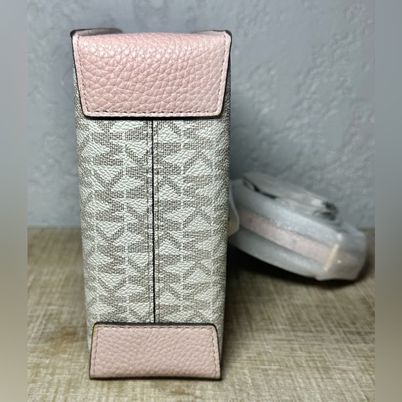 Michael Kors Mercer Extra-Small Logo & Leather Crossbody Bag - Picture 5 of 6